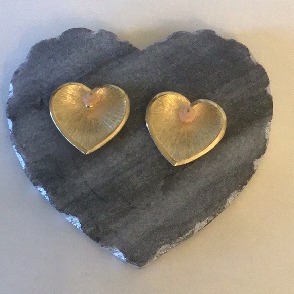 Gorgeous Gold tone/navy large heart earrings - Picture 2 of 3